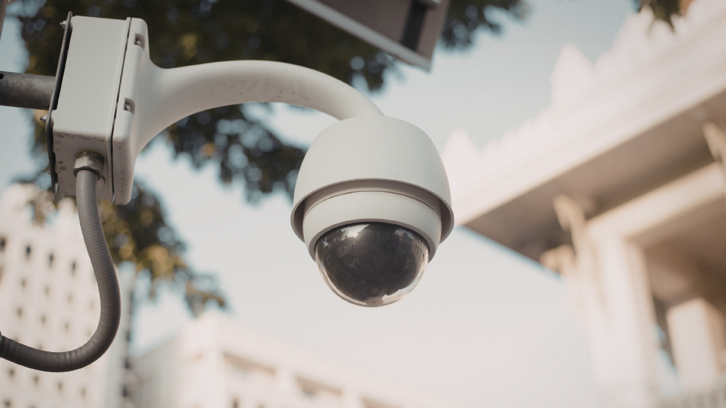 Instalación de alarmas y cámaras de seguridad en casa